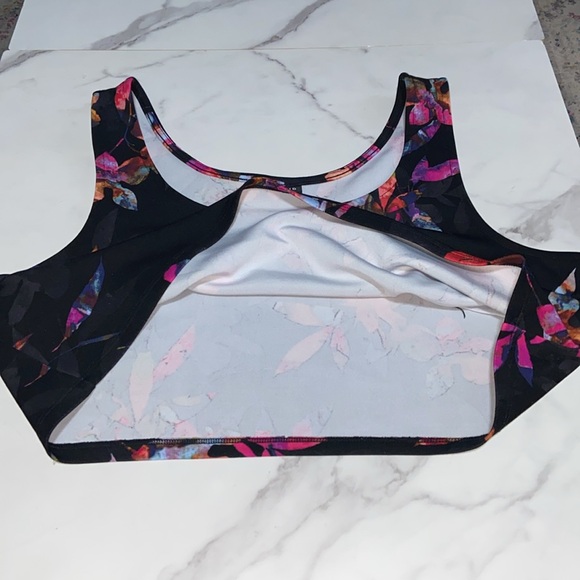 Torrid size 2 (US size 2X) Crop Tank Top Floral Print - Picture 3 of 16